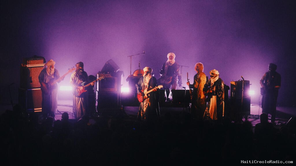 Tinariwen, les pionniers du blues touareg en concert au Cirque d’Hiver à Paris