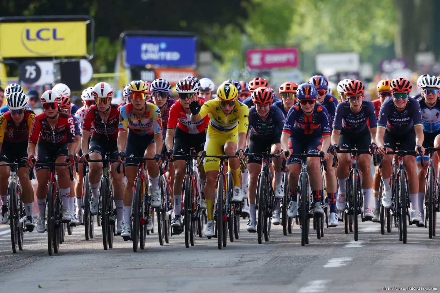 Tour de France Femmes 2026 : pourquoi ne peut-on pas, une fois encore, regarder les étapes en intégralité ?