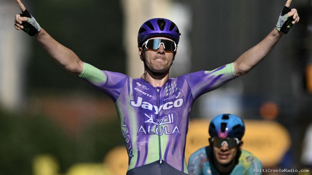 Tour de France: le Suisse Mauro Schmid remporte la 13e étape à Belfort
