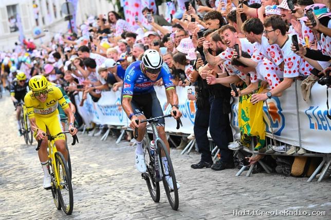 Tour de France : van der Poel s’impose à Montmartre, Pogacar décroche un cinquième sacre