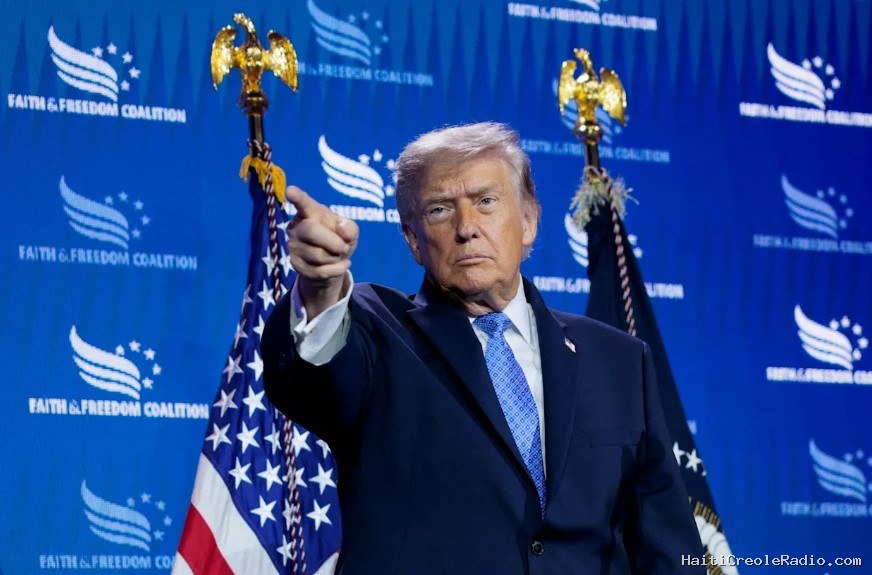 Trump bannit les médias CNN, MS NOW et Politico de la Maison-Blanche