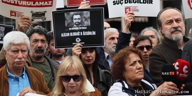 Turquie : un journaliste de la Deutsche Welle remis en liberté conditionnelle