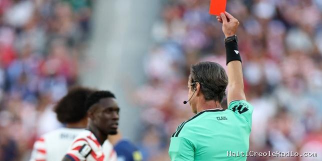 « Une Coupe du monde n’est pas un miroir des relations internationales, ou alors un miroir déformant »