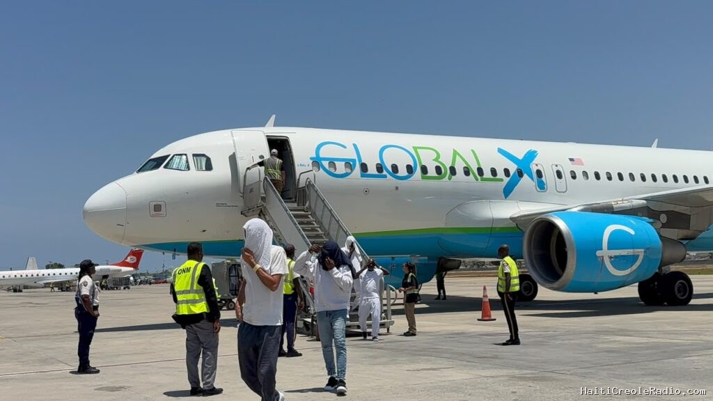 US carries out third consecutive deportation flight of at least 100 Haitians as TPS ends