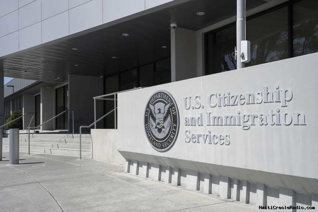 US | IMMIGRATION — Green Card et permis de travail : l’USCIS devrait modifier trois formulaires en septembre, sans période de grâce