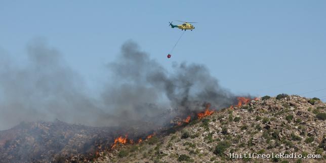VIDEO. Au moins 12 morts dans un violent incendie qui ravage l’Andalousie