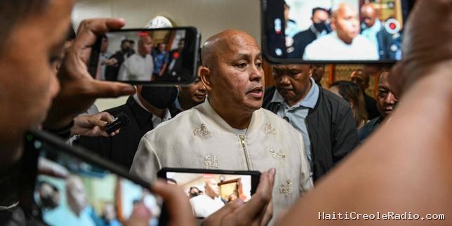 VIDEO Philippines : pour échapper à un mandat d’arrêt de la CPI, un sénateur réfugié dans son bureau