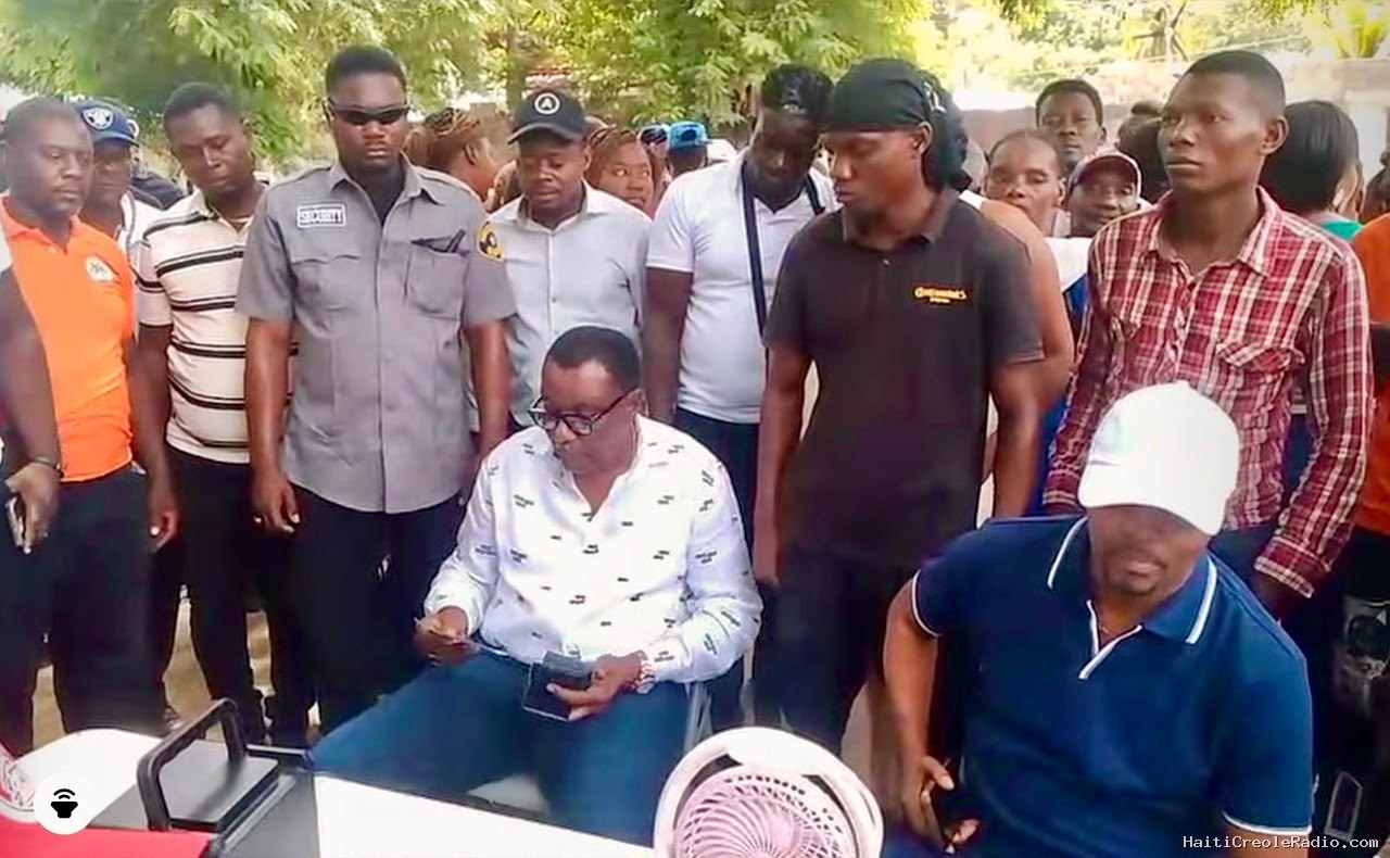 Walson Sanon s’inscrit comme électeur à Milot tout en réclamant des garanties pour le scrutin