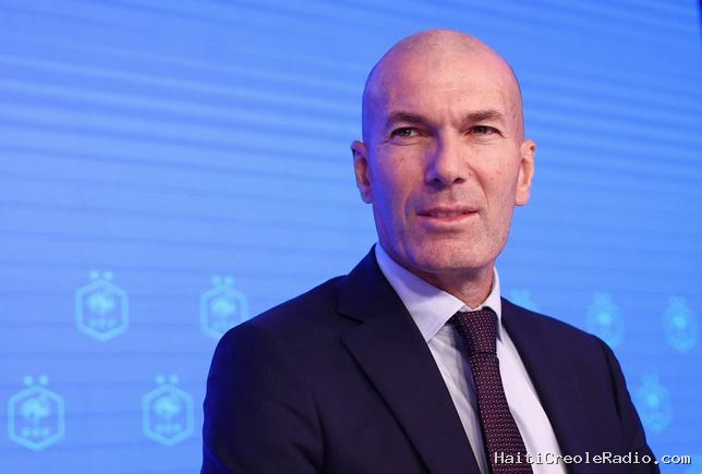 Zinédine Zidane sélectionneur de l’équipe de France, un air de “déjà-vu”